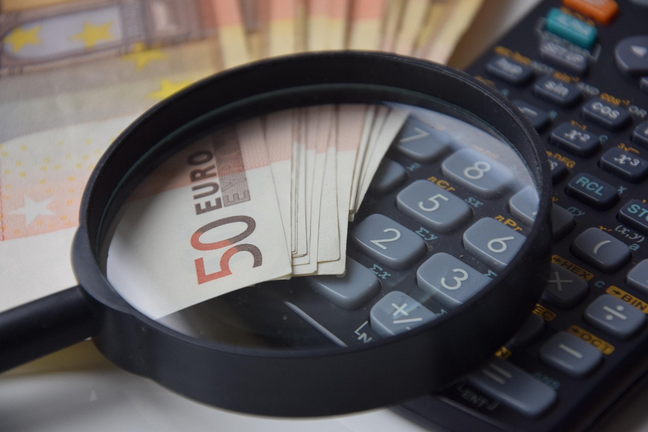 Grafico che illustra le detrazioni fiscali e gli errori comuni che comportano perdite economiche.